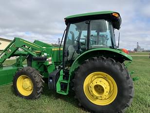 Main image John Deere 5090E 0