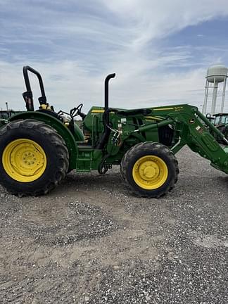 Image of John Deere 5090E equipment image 1