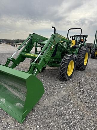 Image of John Deere 5090E Primary image
