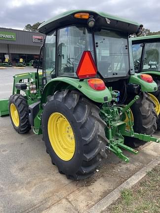 Image of John Deere 5090E equipment image 3