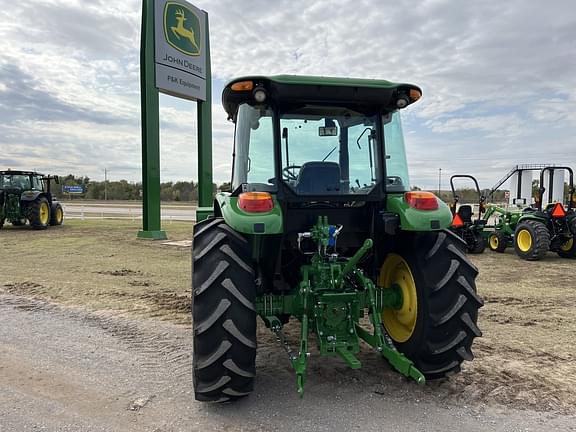 Image of John Deere 5090E equipment image 3