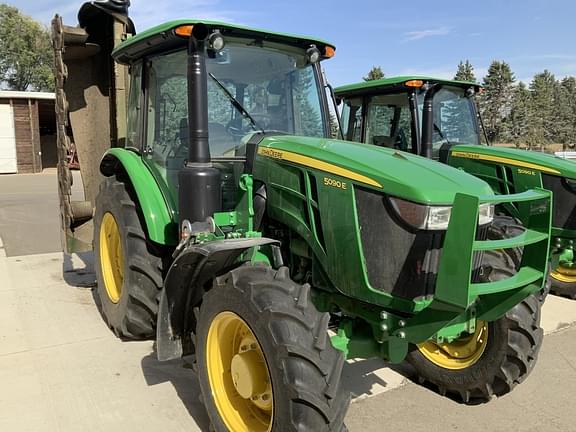 Image of John Deere 5090E Primary image