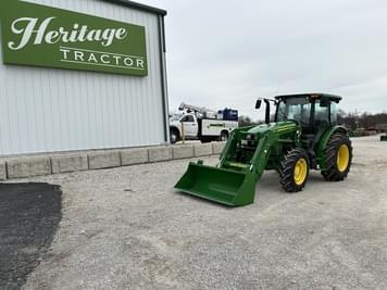 Main image John Deere 5090E