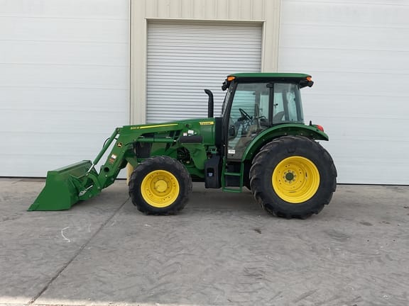 Main image John Deere 5090E