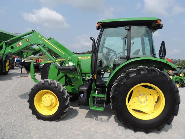 Image of John Deere 5090E equipment image 1