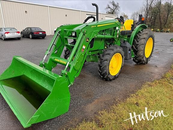 Image of John Deere 5090E equipment image 1