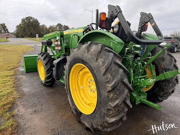 Image of John Deere 5090E equipment image 3