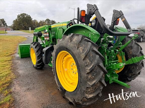 Image of John Deere 5090E equipment image 3