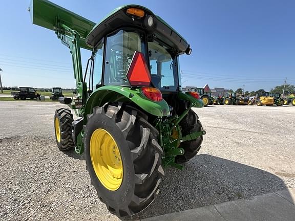 Image of John Deere 5090E equipment image 4