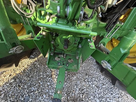 Image of John Deere 5090E equipment image 4