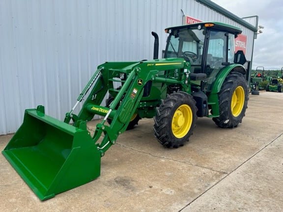 Main image John Deere 5090E