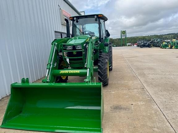 Main image John Deere 5090E 10