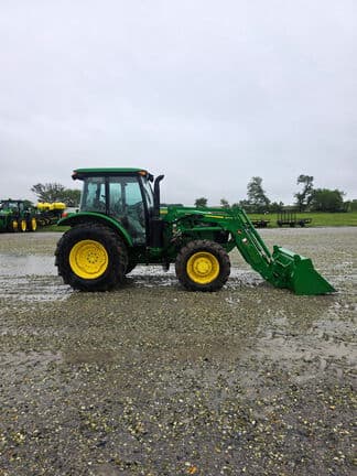 Image of John Deere 5090E equipment image 3
