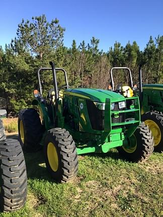 Image of John Deere 5090E equipment image 1