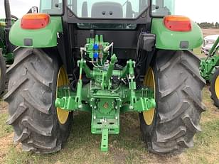 Main image John Deere 5090E 1