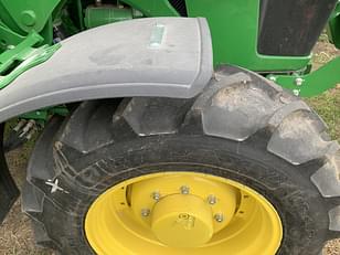 Main image John Deere 5090E 4