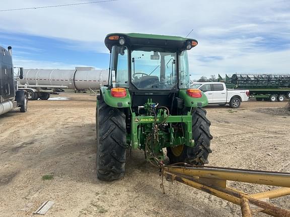 Image of John Deere 5090E equipment image 3