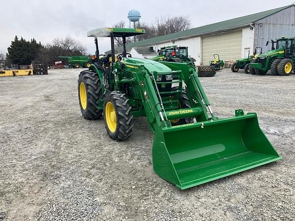 Image of John Deere 5090E Primary image