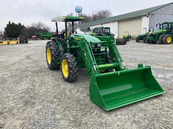 Main image John Deere 5090E