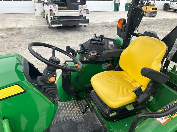 Image of John Deere 5090E equipment image 4