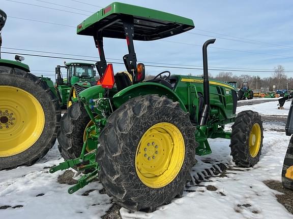 Image of John Deere 5090E equipment image 3