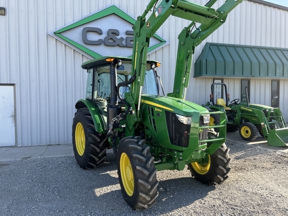 Main image John Deere 5090E