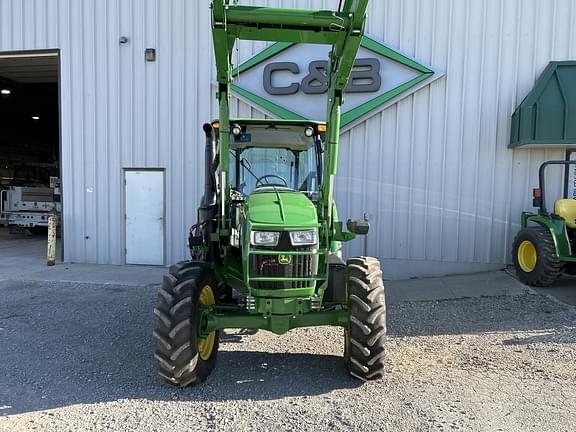 Image of John Deere 5090E equipment image 1