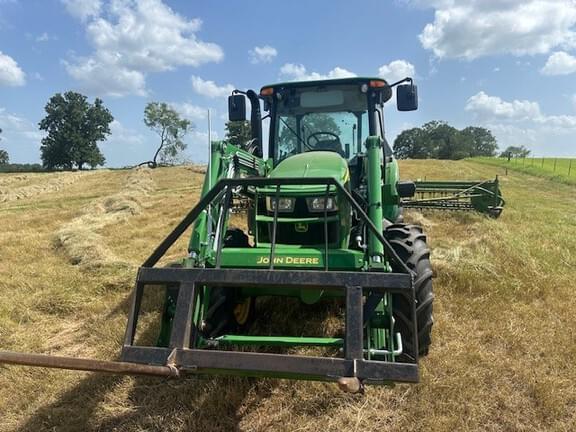 Image of John Deere 5090E equipment image 2