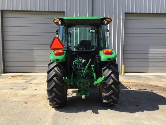 Image of John Deere 5090E equipment image 3