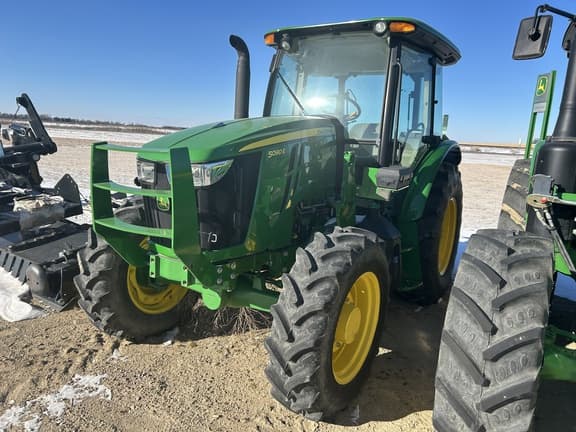 Image of John Deere 5090E Primary image