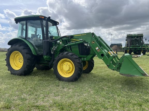 Image of John Deere 5090E equipment image 1