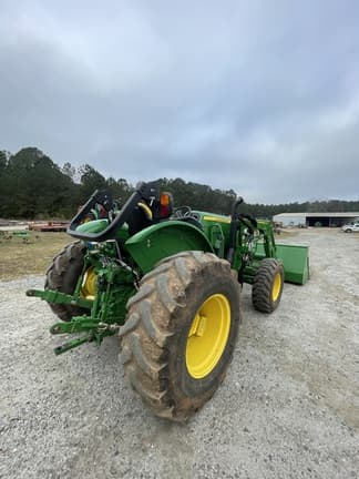 Image of John Deere 5090E equipment image 4