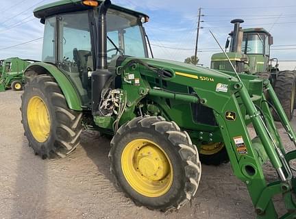 Image of John Deere 5090E equipment image 4