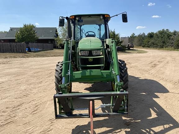 Image of John Deere 5090E equipment image 2