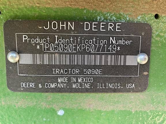 Image of John Deere 5090E equipment image 4