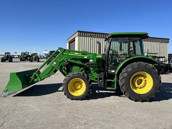 Image of John Deere 5090E equipment image 1