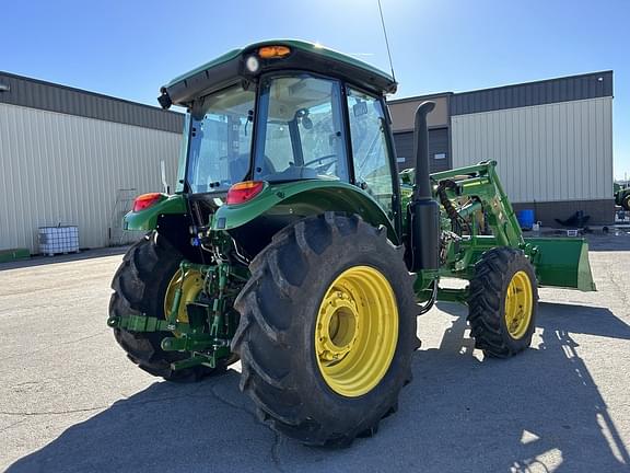 Image of John Deere 5090E equipment image 4