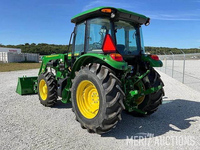 Image of John Deere 5090E equipment image 3