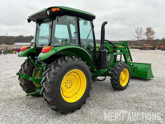 Image of John Deere 5090E equipment image 4