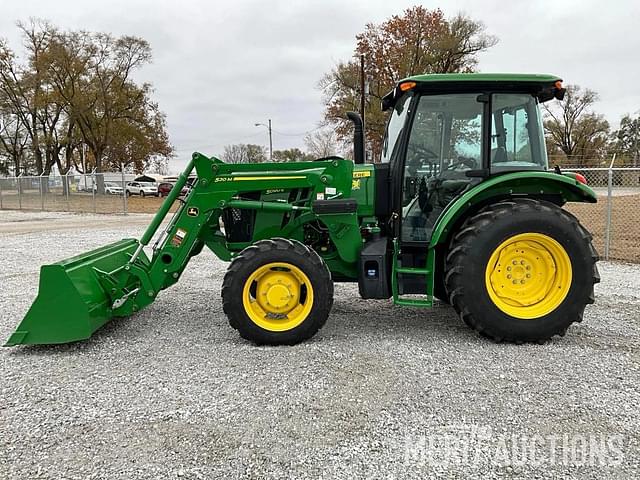 Image of John Deere 5090E equipment image 1