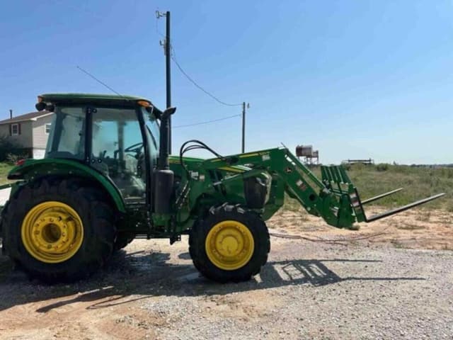 Image of John Deere 5090E equipment image 4