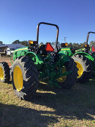 Image of John Deere 5090EL Primary image