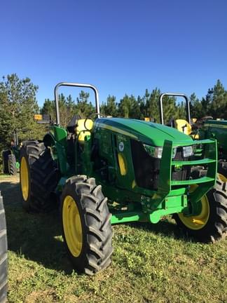 Image of John Deere 5090EL Primary image
