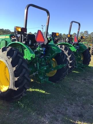 Image of John Deere 5090EL equipment image 3