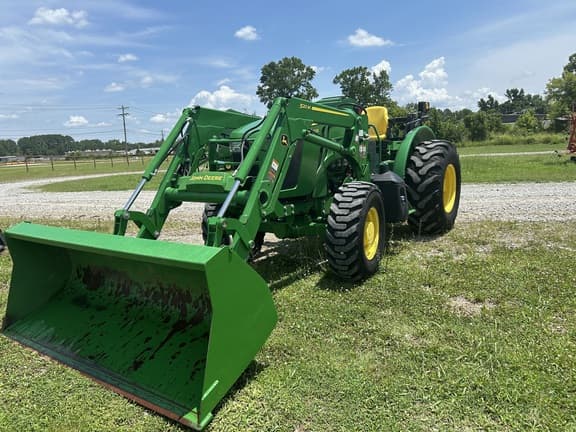 Image of John Deere 5090EL equipment image 4