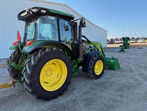 Image of John Deere 5090M equipment image 1