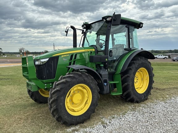 2023 John Deere 5090M Equipment Image0