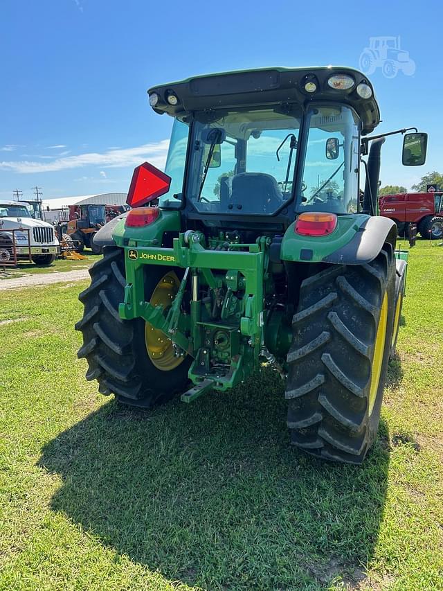 Image of John Deere 5090M equipment image 2