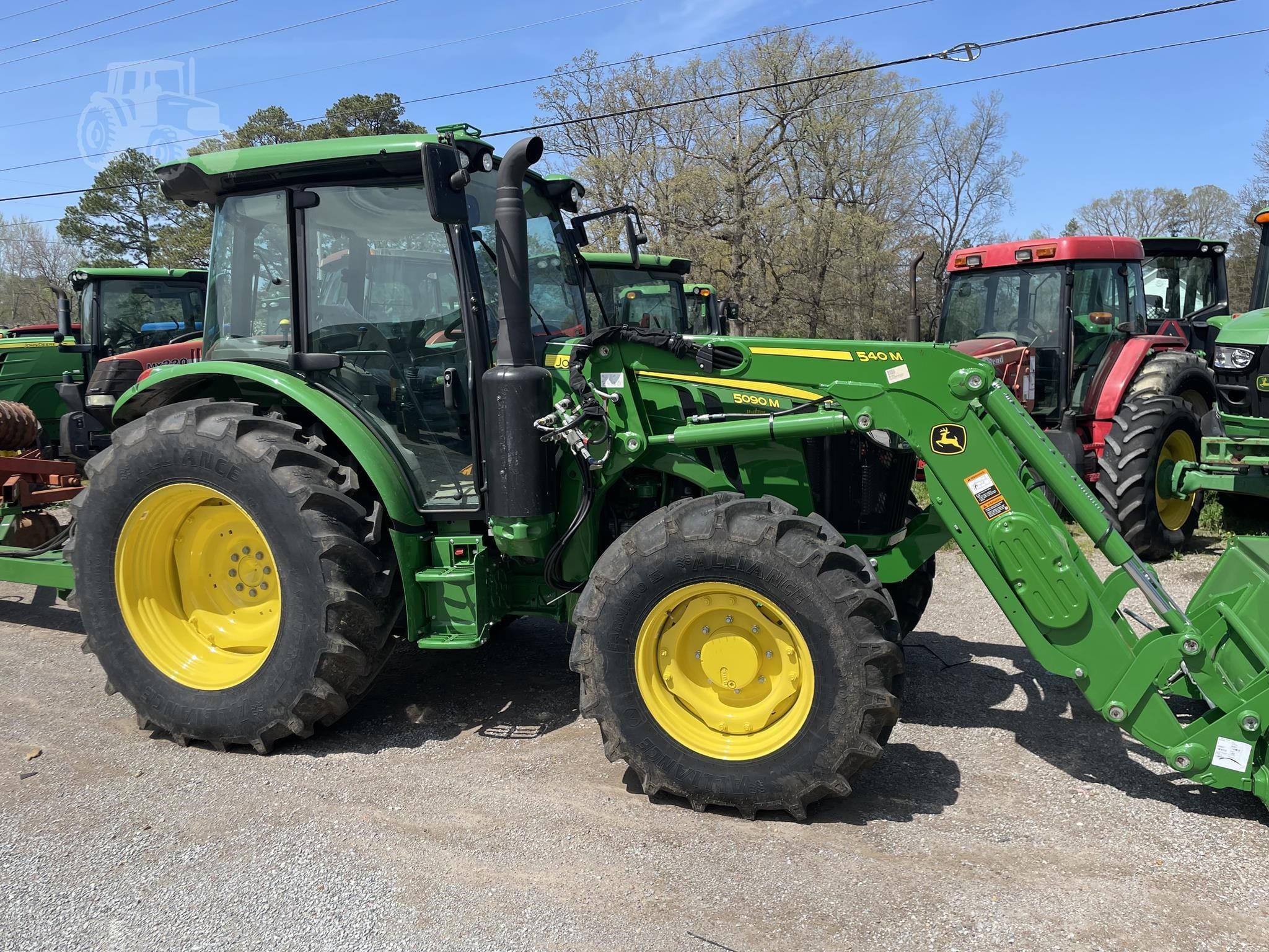 2023 John Deere 5090M Equipment Image0