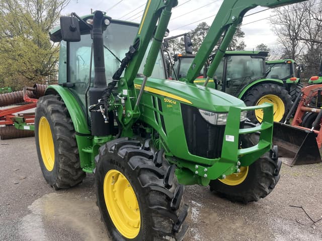 Image of John Deere 5090M equipment image 3